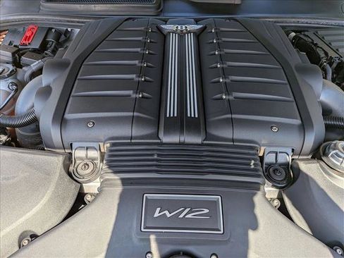 Used 2021 Bentley Bentayga Speed image 22