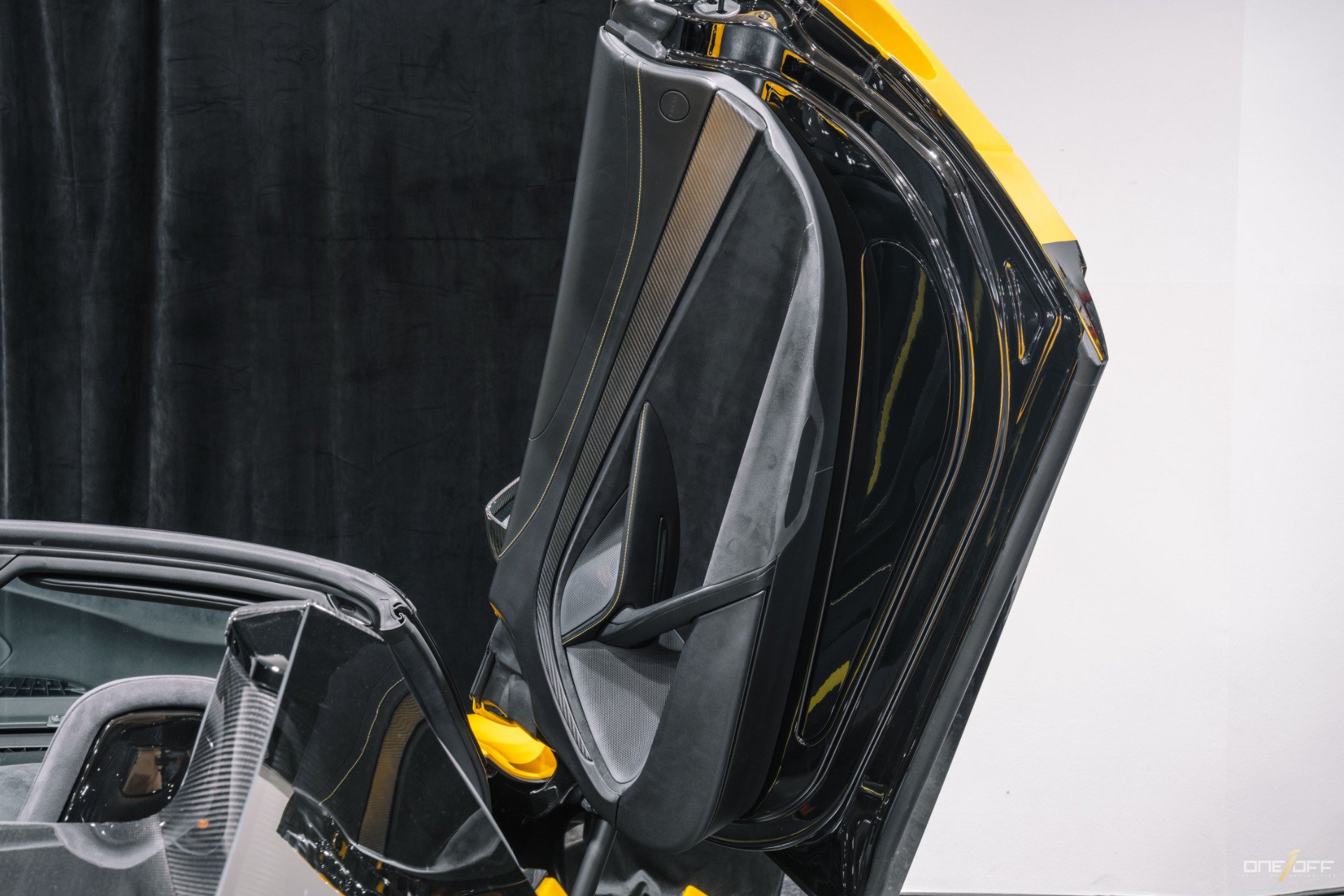 Used 2020 McLaren 720S Performance RWD image 37