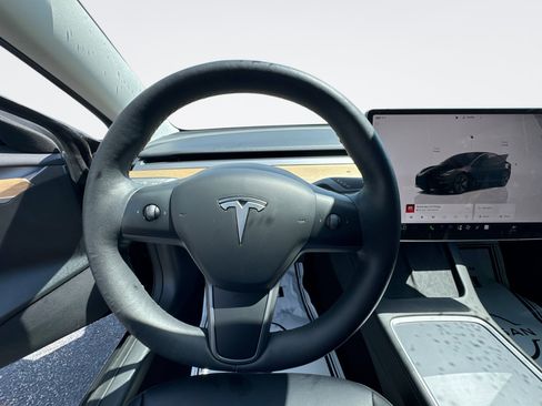Used 2023 Tesla Model 3 Standard Range RWD image 16