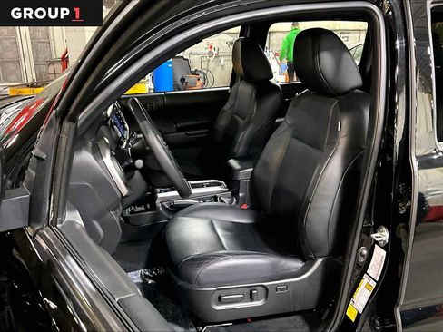 Used 2023 Toyota Tacoma Limited w/ Nightshade Package image 7