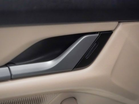 Certified 2025 Porsche Taycan 4S image 16