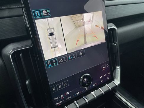 New 2026 GMC Acadia Elevation image 29