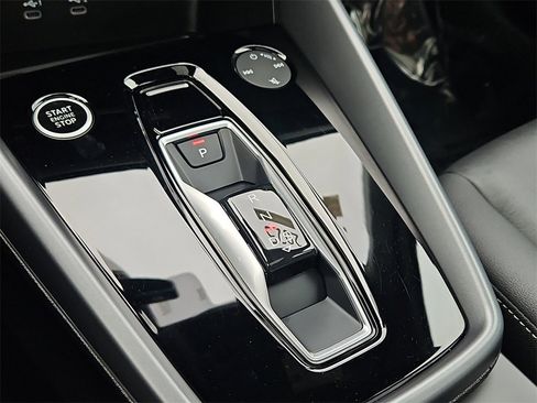 Certified 2025 Audi A3 2.0T Premium w/ Convenience Package image 28