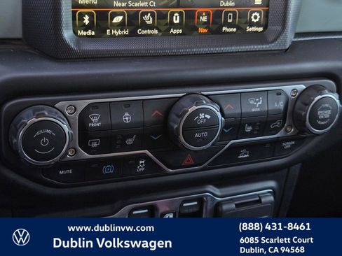 Used 2023 Jeep Wrangler Unlimited Rubicon 4xe w/ Steel Bumper Group image 21