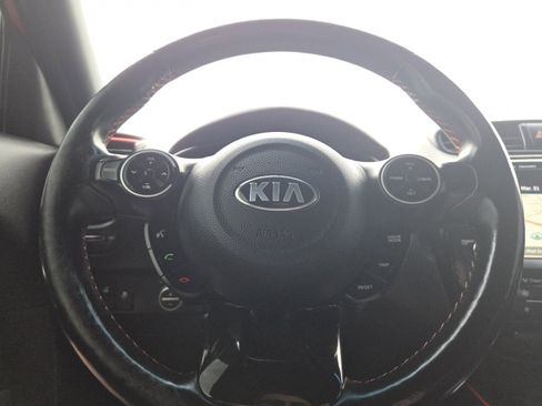 Used 2019 Kia Soul + image 23