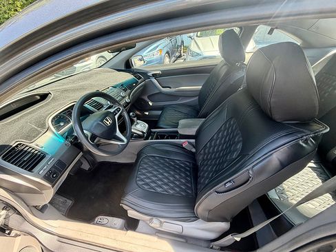 Used 2010 Honda Civic LX image 9