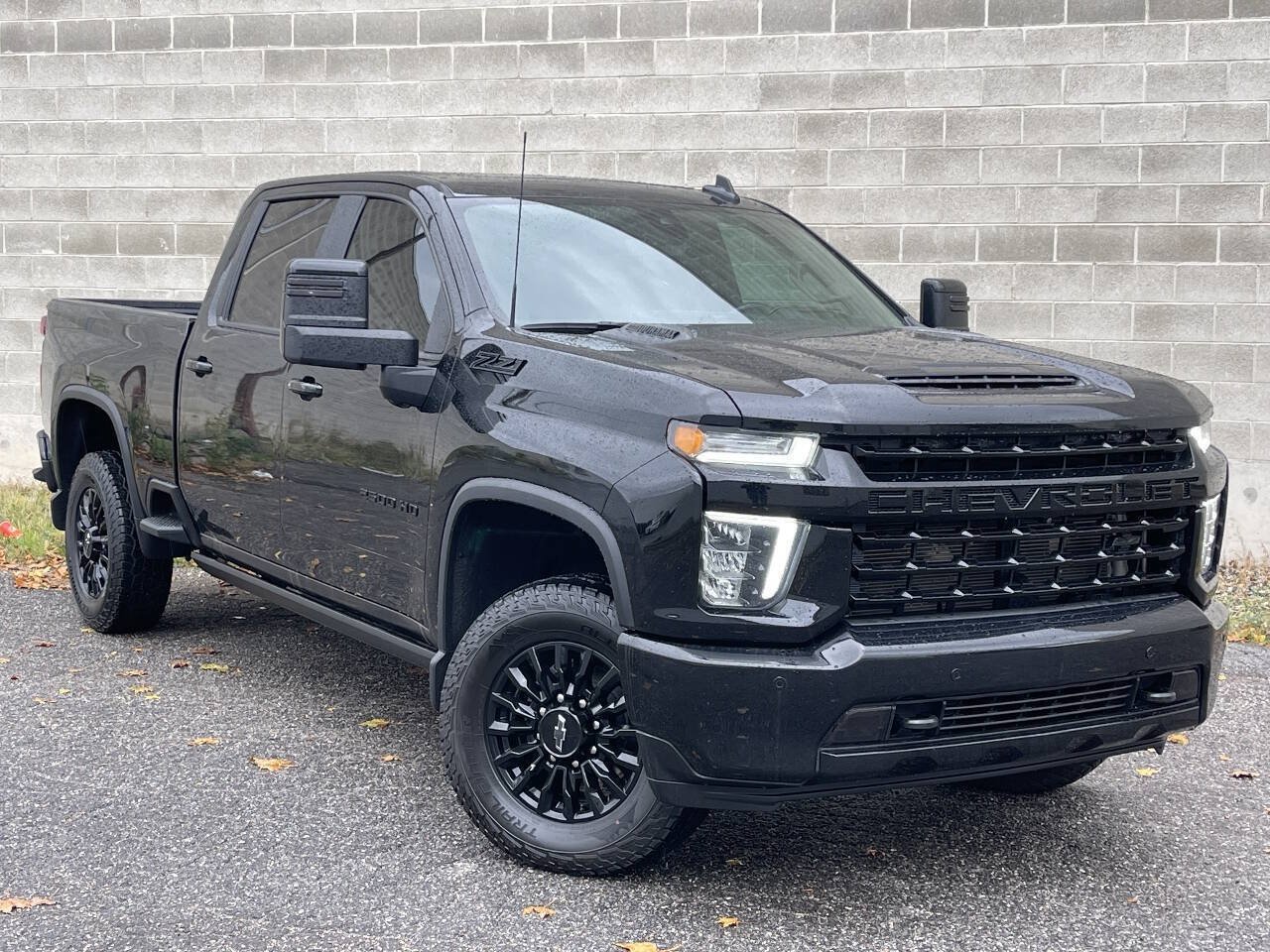 Used 2021 Chevrolet Silverado 2500 LTZ w/ LTZ Plus Package AWD/4WD image 1