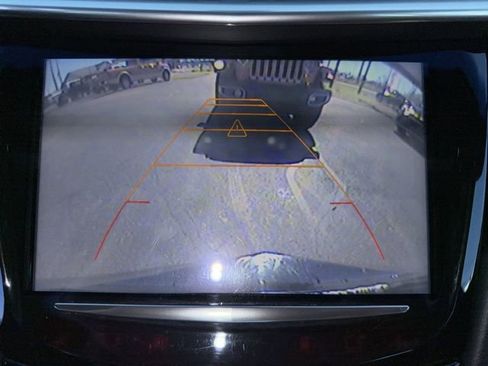 Used 2016 Cadillac XTS Luxury image 18