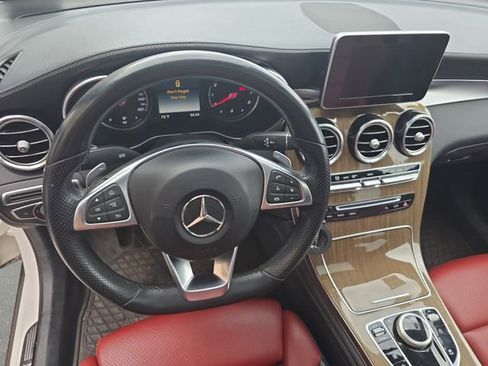 Used 2018 Mercedes-Benz GLC 300 4MATIC Coupe image 19
