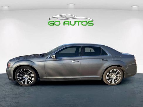 Used 2012 Chrysler 300 S w/ Luxury Group image 2