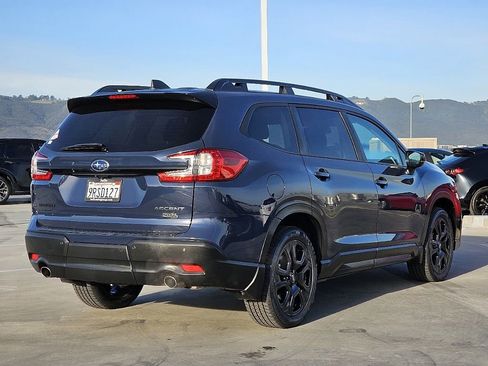 Used 2025 Subaru Ascent Onyx Edition w/ Onyx Package image 18