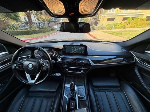 Used 2017 BMW 530i RWD image 52