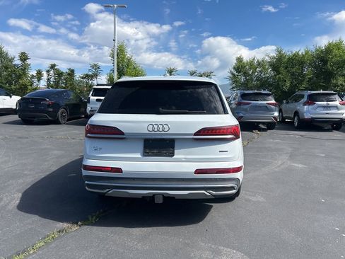 Used 2020 Audi Q7 3.0T Prestige AWD/4WD image 5