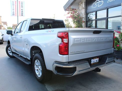 Used 2022 Chevrolet Silverado 1500 LT w/ Safety Package AWD/4WD image 3