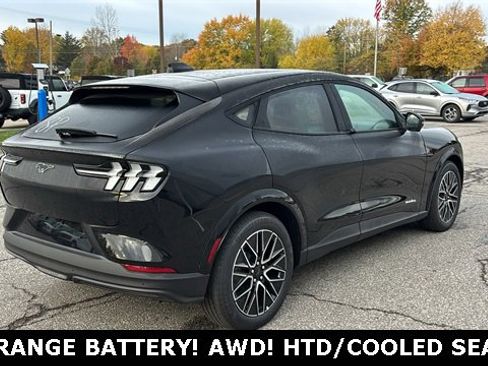 New 2025 Ford Mustang Mach-E Premium image 28