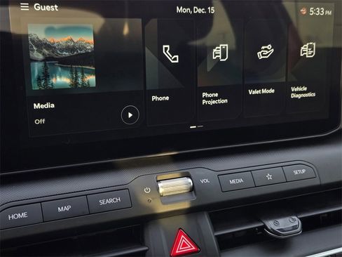 New 2025 Kia K4 LXS image 12