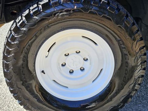 Used 2022 Ford Bronco Outer Banks image 10