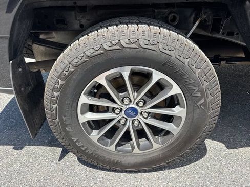 Used 2017 Ford F150 XL w/ Equipment Group 101A Mid AWD/4WD image 24