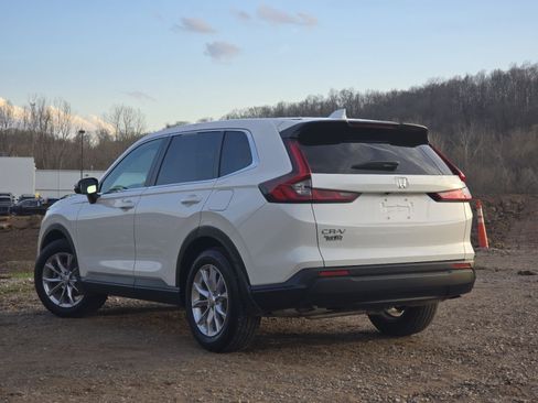 Used 2023 Honda CR-V EX image 11