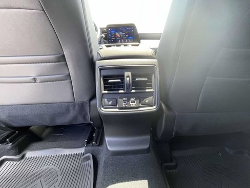 Certified 2026 Subaru Outback Limited w/ Premium/Limited Package AWD/4WD image 5