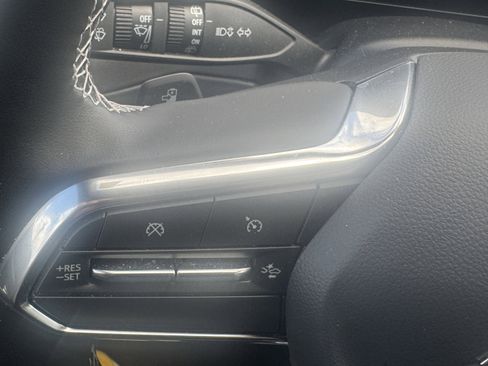 Used 2024 Chevrolet Equinox EV LT image 29