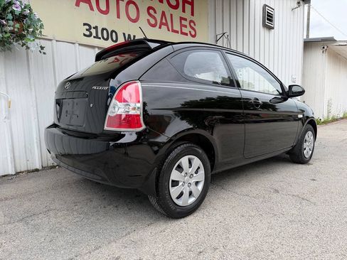 Used 2009 Hyundai Accent GS w/ Popular Equipment Pkg 2 FWD image 5