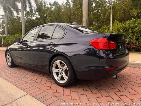 Used 2015 BMW 320i Sedan RWD image 9