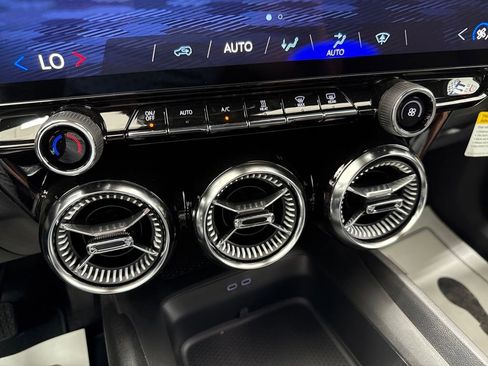 New 2026 Chevrolet Blazer EV LT image 30