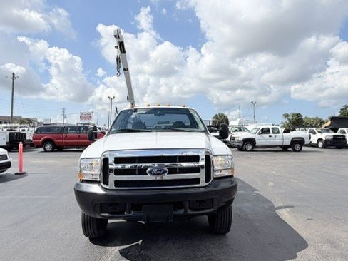 Used 1999 Ford F450 XL RWD image 2