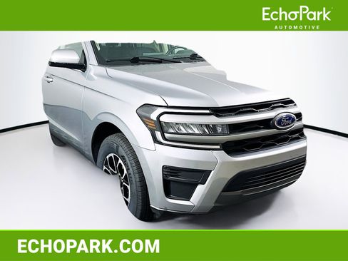 Used 2024 Ford Expedition Max XLT RWD image 1