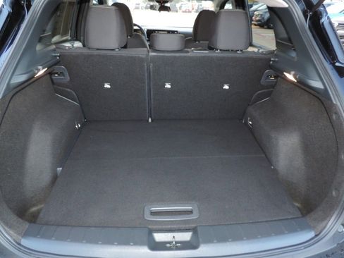 Used 2025 Nissan Kicks SV image 19