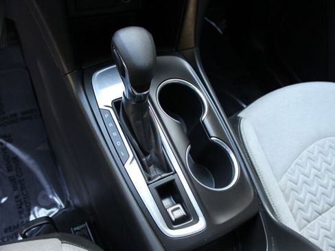 Used 2022 Chevrolet Equinox LS FWD image 12