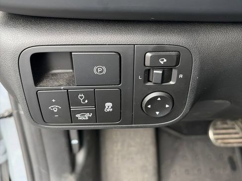Used 2023 Hyundai Ioniq 6 Limited AWD/4WD image 12