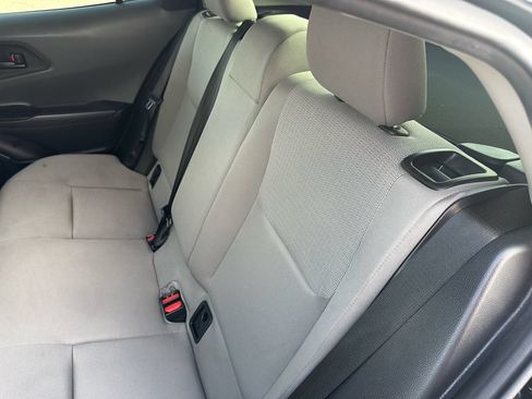 Used 2023 Toyota Prius LE FWD image 30