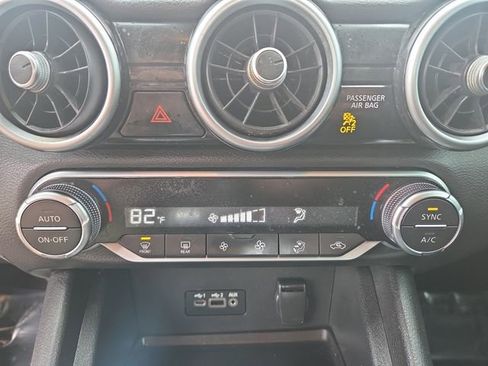 Used 2021 Nissan Sentra SV image 25