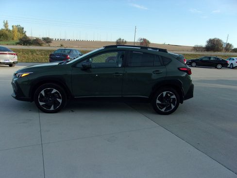 Used 2024 Subaru Crosstrek 2.5i Limited image 6