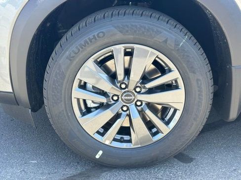 New 2026 Nissan Pathfinder SV AWD/4WD image 13