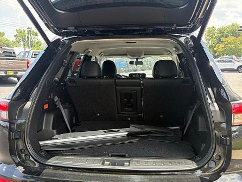 Used 2023 Mitsubishi Outlander SE AWD/4WD image 9