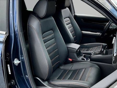 Used 2024 Honda CR-V Sport Touring image 31