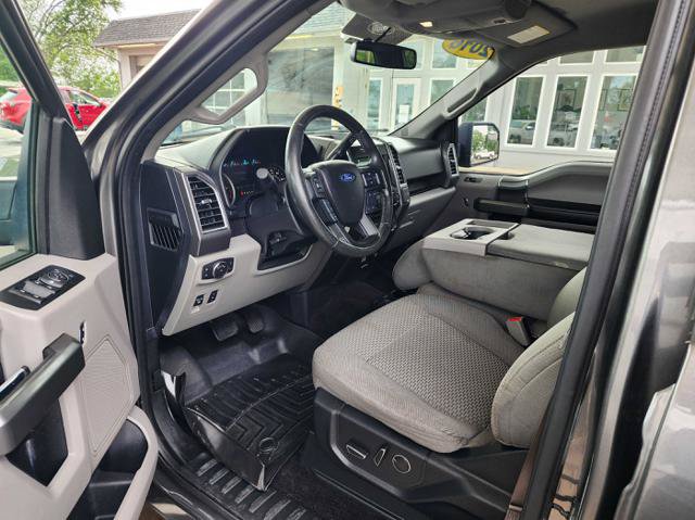 Used 2016 Ford F150 XLT w/ Equipment Group 302A Luxury RWD image 12