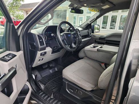 Used 2016 Ford F150 XLT w/ Equipment Group 302A Luxury RWD image 12