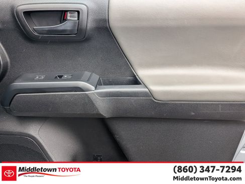 Certified 2021 Toyota Tacoma SR AWD/4WD image 30