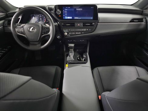 Certified 2025 Lexus ES 350 w/ Accessory Package (Z2) FWD image 24