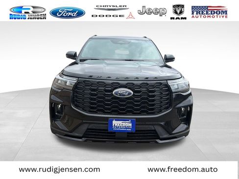 New 2026 Ford Explorer ST-Line AWD/4WD image 8