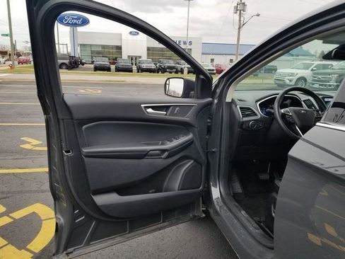 Used 2021 Ford Edge SEL w/ Convenience Package image 10