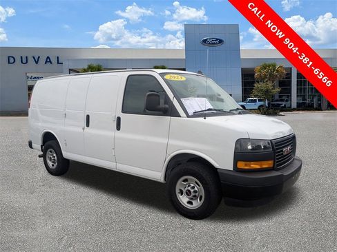 Used 2023 GMC Savana 2500 w/ Driver Convenience Package image 2