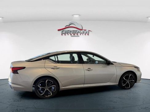 Used 2023 Nissan Altima 2.5 SR image 22