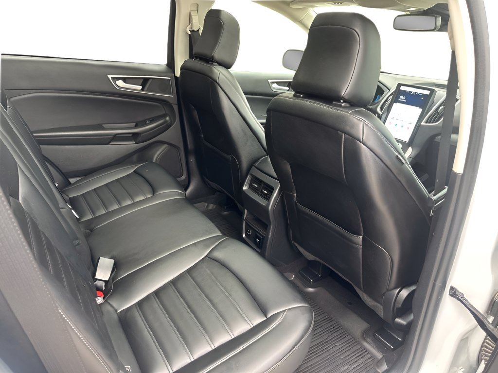 Used 2022 Ford Edge SEL w/ Convenience Package AWD/4WD image 12