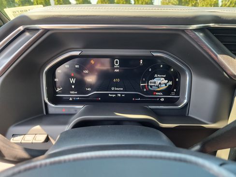 Used 2025 GMC Sierra 3500 Denali Ultimate image 31