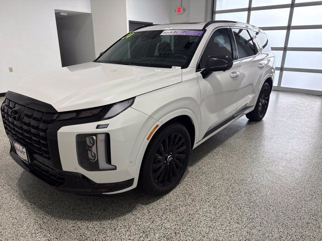 Used 2024 Hyundai Palisade Calligraphy AWD/4WD image 2